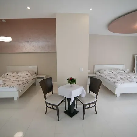 Urban Hotel 3*
