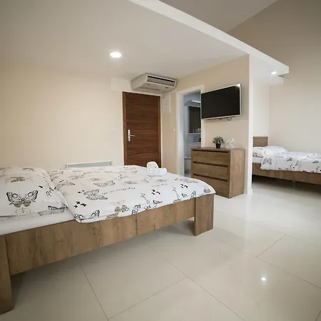 Urban Hotel