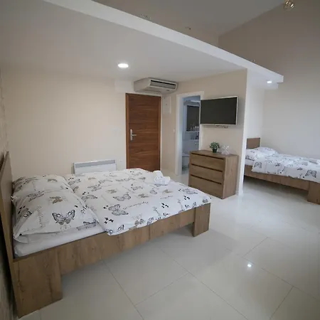 Urban Hotel 3*
